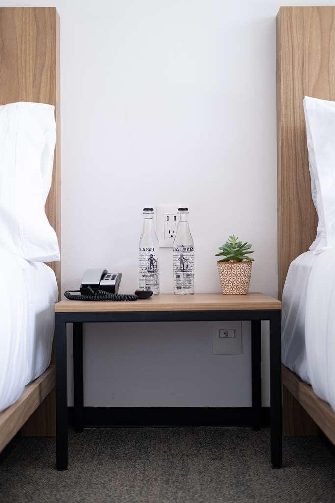 Stadia Suites Queretaro Centro Historico Room photo