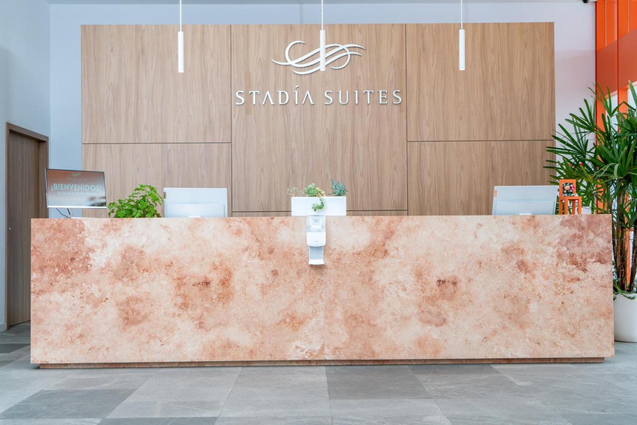 Stadia Suites Queretaro Centro Historico Exterior photo